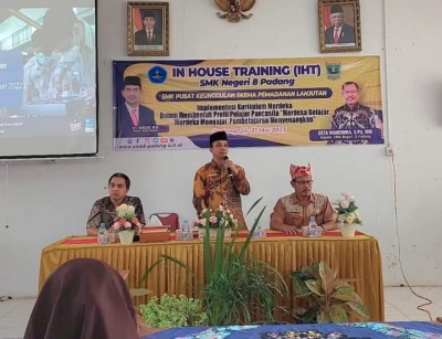 Pembukaan IHT oleh Kabid PSMK Dr. Ariswan, M.Ag - 